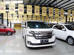 Mobil Toyota Vellfire 2017 G dijual, DKI Jakarta 3