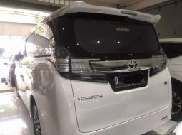 Toyota Vellfire 2015 Jawa Barat dijual dengan harga termurah 6