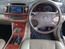 Jual cepat Toyota Camry G 2005 di Jawa Barat 2