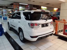 Mobil Toyota Fortuner 2013 G TRD terbaik di Jawa Timur 1