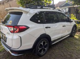 Mobil Honda BR-V 2017 E Prestige terbaik di Jawa Barat 6