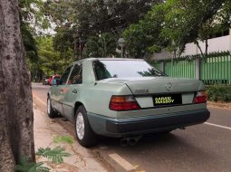 Jual mobil bekas murah Mercedes-Benz 300E 1991 di DKI Jakarta 8