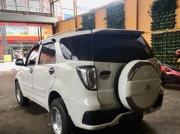 Dijual mobil bekas Daihatsu Terios TS EXTRA 2015 di Bekasi 3