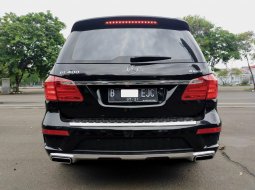 Jual mobil Mercedes-Benz GL 400 2012 bekas, DKI Jakarta 5