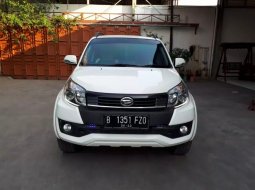 Jual Mobil Daihatsu Terios R 2017 di Bekasi 5