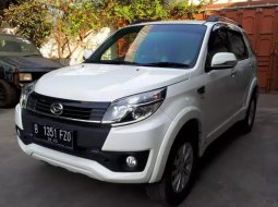 Jual Mobil Daihatsu Terios R 2017 di Bekasi 3