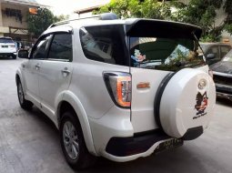 Jual Mobil Daihatsu Terios R 2017 di Bekasi 2