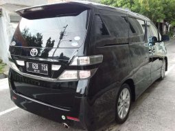 Mobil Toyota Vellfire 2008 Z terbaik di Jawa Tengah 9