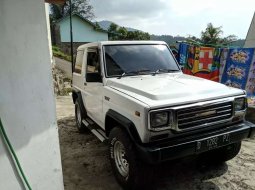 Jawa Barat, Daihatsu Taft GT 1995 kondisi terawat 8