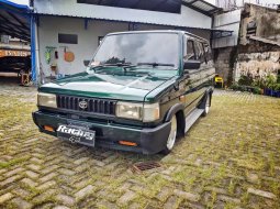 DIY Yogyakarta, Toyota Kijang Grand Extra 1996 kondisi terawat 7