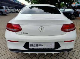 Dijual mobil bekas Mercedes-Benz C-Class C 300, DKI Jakarta  1