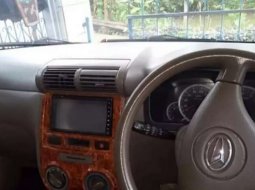 Jawa Timur, Daihatsu Xenia Xi 2007 kondisi terawat 4