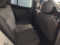 Mobil Kia Picanto 2010 terbaik di Jawa Barat 11