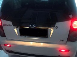 Mobil Kia Picanto 2010 terbaik di Jawa Barat 3