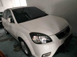 Jual Mobil Bekas Kia Rio 1.4 Automatic 2011 di DIY Yogyakarta 7