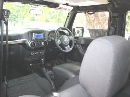 Jual Mobil Bekas Jeep Wrangler Sport Unlimited 2014, DKI Jakarta 3