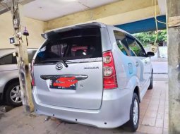 Dijual mobil bekas Daihatsu Xenia Xi, Jawa Barat  8