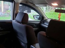 Jual mobil bekas murah Toyota Avanza Veloz 2019 di Sumatra Barat 7