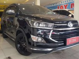 Jual mobil Toyota Kijang Innova Q 2018 bekas, Jawa Timur 14