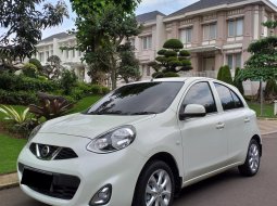 Dijual mobil Nissan March 1.2L 2015 Facelift Putih, Tangerang Selatan 8