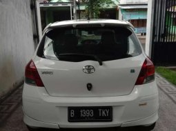 Jawa Timur, jual mobil Toyota Yaris E 2011 dengan harga terjangkau 7