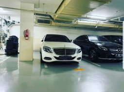 Jual mobil Mercedes-Benz S-Class S 400 2015 bekas, Jawa Barat 3