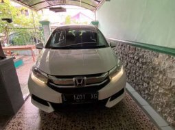 Mobil Honda Mobilio 2017 S terbaik di Jawa Timur 6