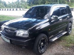 Mobil Suzuki Escudo 2004 JLX terbaik di Sulawesi Selatan 1