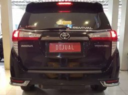 Jual mobil Toyota Kijang Innova Q 2018 bekas, Jawa Timur 1