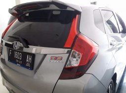 Jual cepat Honda Jazz RS 2017 di Jawa Barat 8