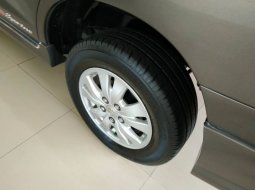 DIY Yogyakarta, Mobil bekas Toyota Kijang Innova 2.0 G 2013 dijual  1
