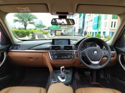 Dijual mobil BMW 3 Series F30 320i Luxury 2014 di Tangerang Selatan 1