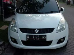 Mobil Suzuki Swift 2013 GX dijual, Jawa Timur 7