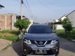 Jawa Timur, Nissan X-Trail 2015 kondisi terawat 4