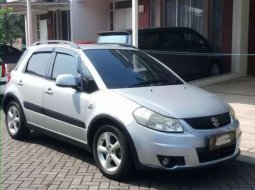 Dijual mobil bekas Suzuki SX4 X-Over, Jawa Barat  4