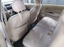 Dijual mobil bekas Daihatsu Xenia M DELUXE, Bali  6