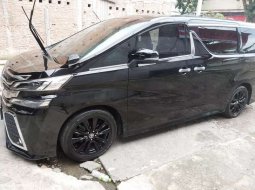 Mobil Toyota Vellfire 2015 G dijual, Jawa Tengah 2