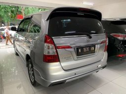 Mobil Toyota Kijang Innova 2015 G Luxury dijual, Jawa Timur 9