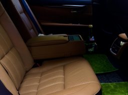 Dijual mobil Lexus ES 300h Hybrid 2016 terbaik, Jawa Timur Surabaya 3