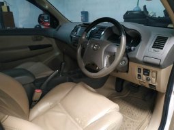 Dijual Cepat Toyota Fortuner G TRD 2012 di DIY Yogyakarta 9