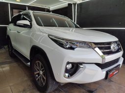 DKI Jakarta, Mobil bekas Toyota Fortuner 2.4 VRZ AT 2017 dijual  10