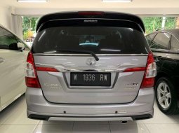 Mobil Toyota Kijang Innova 2015 G Luxury dijual, Jawa Timur 3