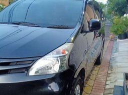 Jual cepat Toyota Avanza E 2014 di Jawa Timur 2