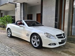 Dijual cepat Mercedes-Benz SL 300 2010 Full Option, DKI Jakarta 9