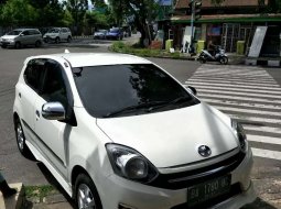 Mobil Toyota Agya 2016 TRD Sportivo terbaik di Sumatra Barat 6
