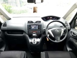 Mobil Nissan Serena 2014 Highway Star dijual, DKI Jakarta 9