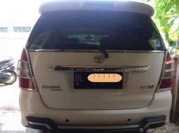 Jual Toyota Kijang Innova V 2012 harga murah di Aceh 6