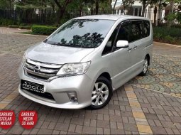 Mobil Nissan Serena 2014 Highway Star dijual, DKI Jakarta 6