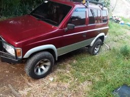 Jawa Barat, jual mobil Isuzu Panther 2.3 Manual 1994 dengan harga terjangkau 7