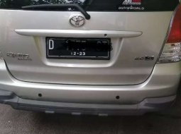 Jual cepat Toyota Kijang Innova 2.0 G 2008 di Jawa Barat 4